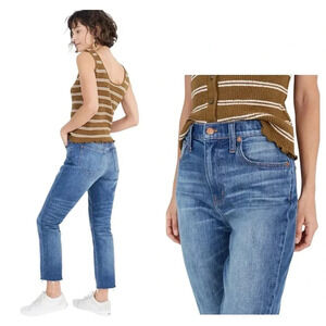 MADEWELL | The High-Rise Slim Crop Boyjean in Dover Wash Raw-Hemmed Size 23